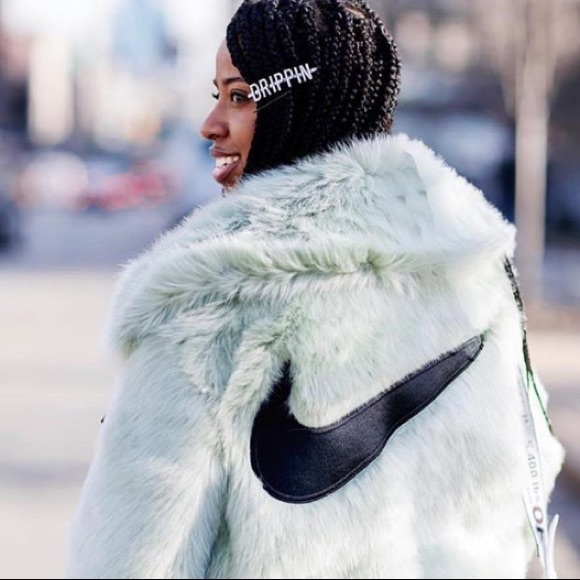 BOSS Rhinestone hair barrette clip NWT - Picture 4 of 7